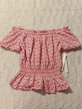 NWT Aqua Pink Patterned Off-Shoulder Smocked Peplum Top